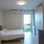 Hice Lungomare Fronte Mare Nocleg ze śniadaniem 3*