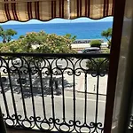 Hice Lungomare Fronte Mare 3*