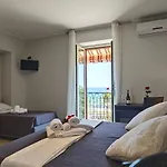 Nocleg ze śniadaniem Hice Lungomare Fronte Mare