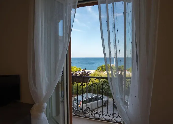 Hice Lungomare Fronte Mare קטנזארו