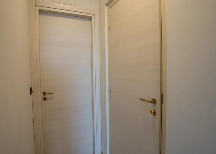 Hice Lungomare Fronte Mare 3* קטנזארו