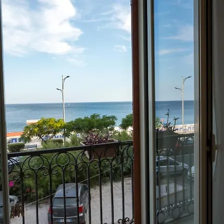Hice Lungomare Fronte Mare Frühstückspension Catanzaro