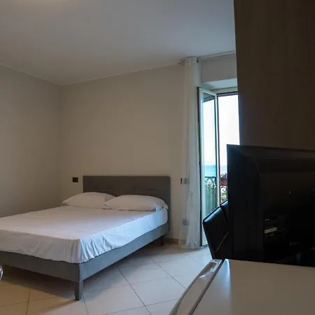 Hice Lungomare Fronte Mare 3*