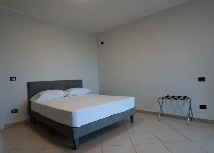 Alojamento de Acomodação e Pequeno-almoço Hice Lungomare Fronte Mare