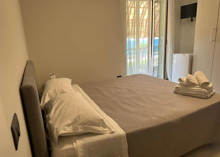 Hice Lungomare Fronte Mare Alojamento de Acomodação e Pequeno-almoço