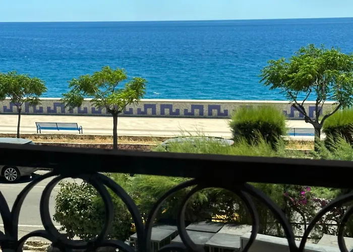 Hice Lungomare Fronte Mare 3*