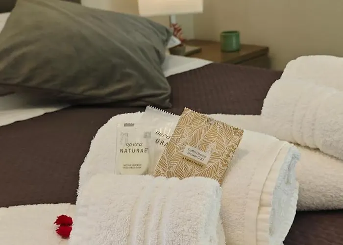 Hice Lungomare Fronte Mare Alojamento de Acomodação e Pequeno-almoço 3*